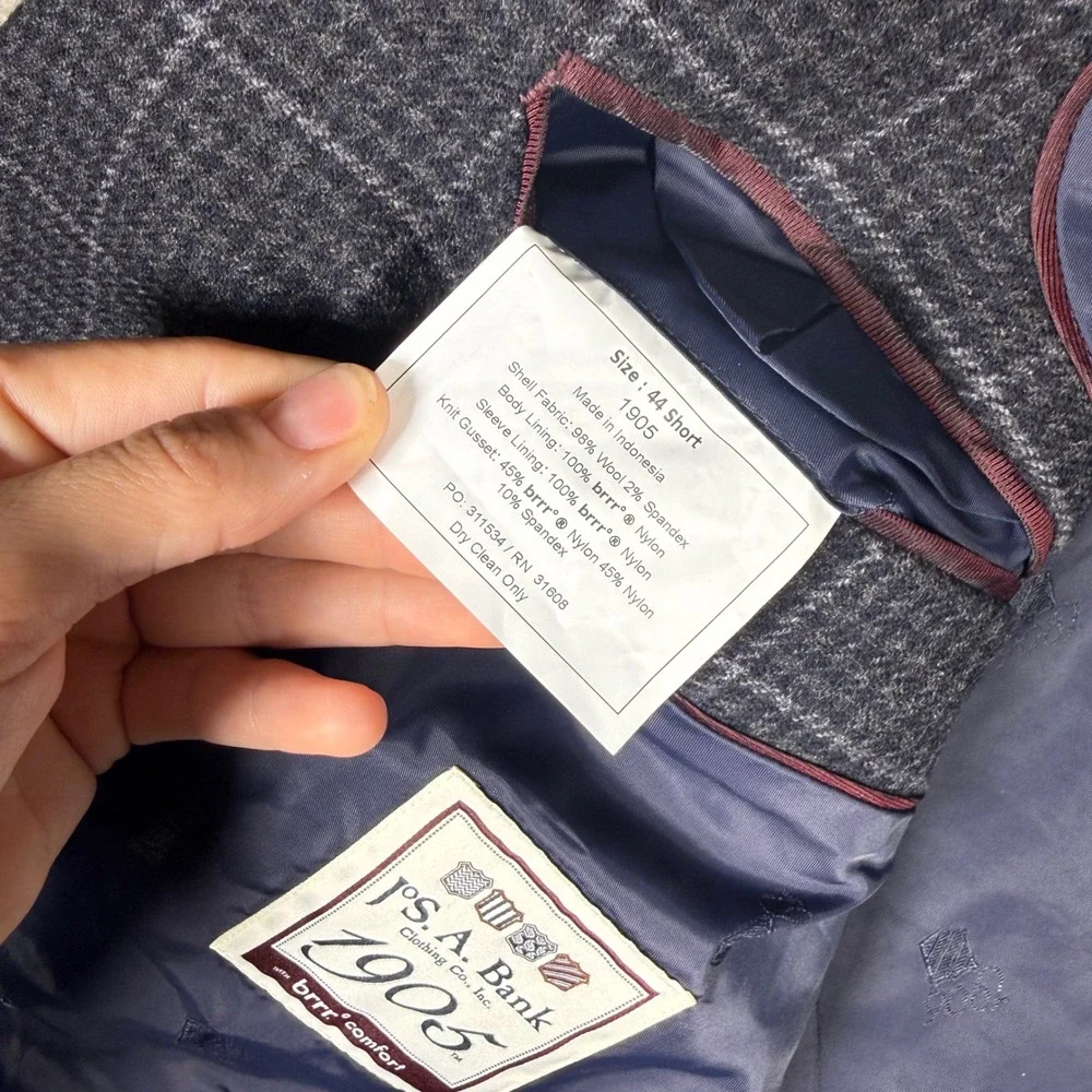 Jos A Bank 1905 Collection Tailored Fit Blazer Mens Gray Plaid Sport Coat 44S